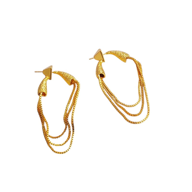 Aretes flecha cadena