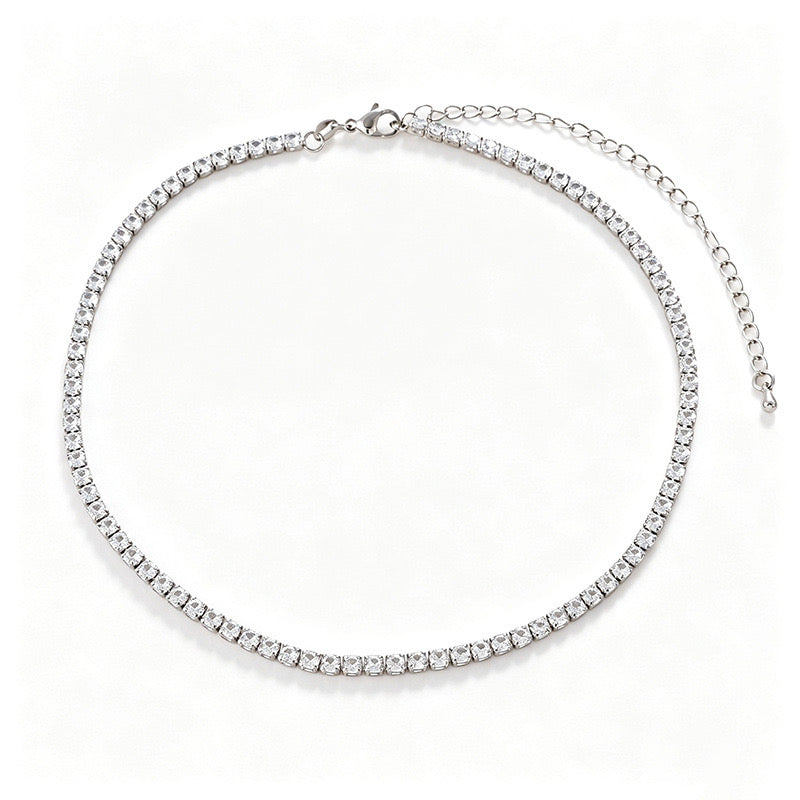 Tres collars